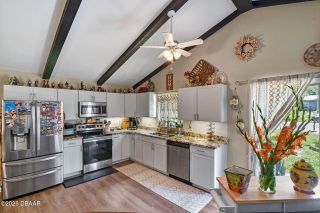 138 Forest Lane, Orange City, FL 32763