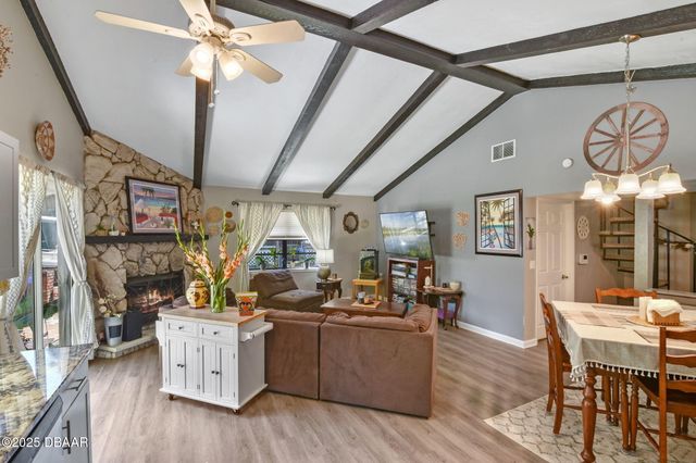 138 Forest Lane, Orange City, FL 32763