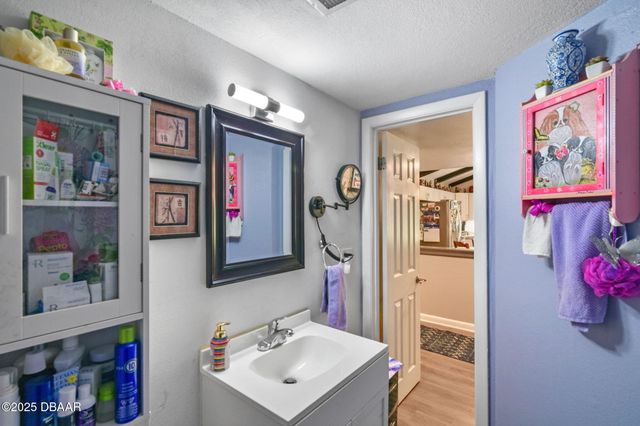 138 Forest Lane, Orange City, FL 32763