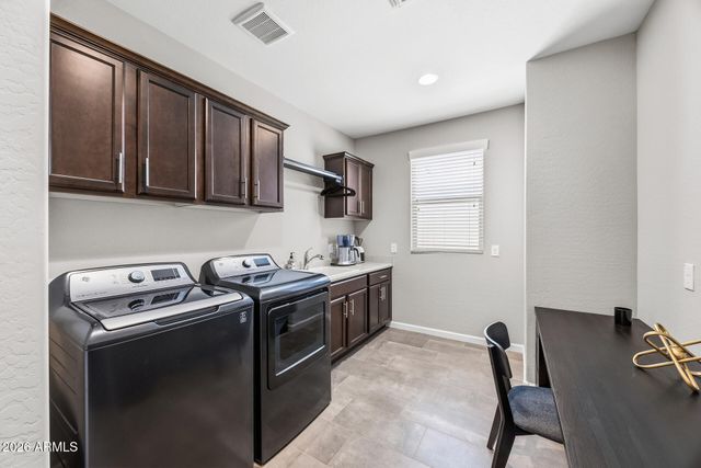 13335 W MILTON Drive, Peoria, AZ 85383