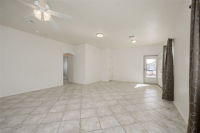 5727 S Flint, Fort Mohave, AZ 86426