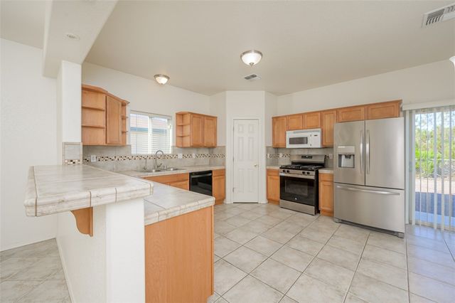 5727 S Flint, Fort Mohave, AZ 86426