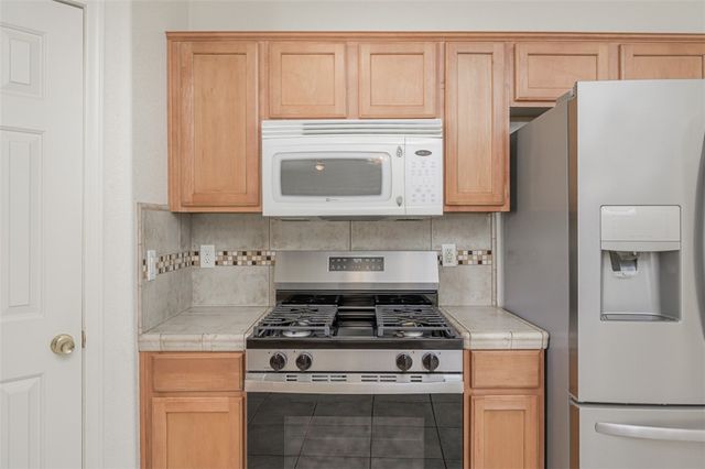 5727 S Flint, Fort Mohave, AZ 86426