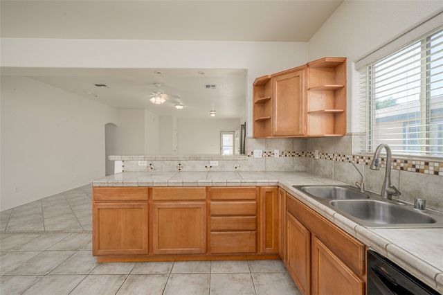 5727 S Flint, Fort Mohave, AZ 86426