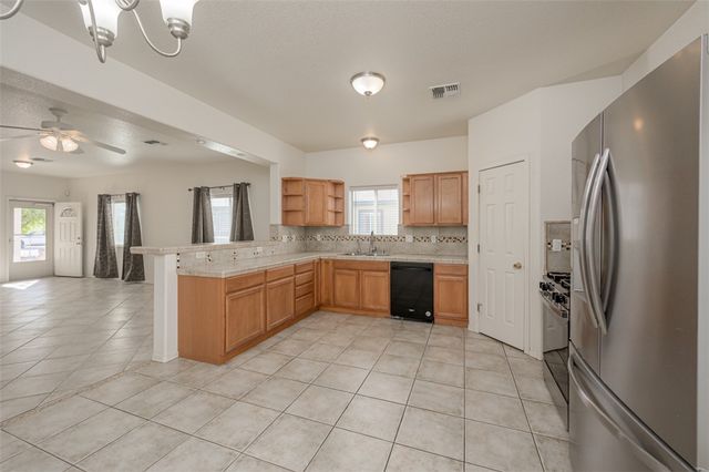 5727 S Flint, Fort Mohave, AZ 86426