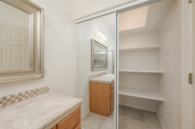 5727 S Flint, Fort Mohave, AZ 86426