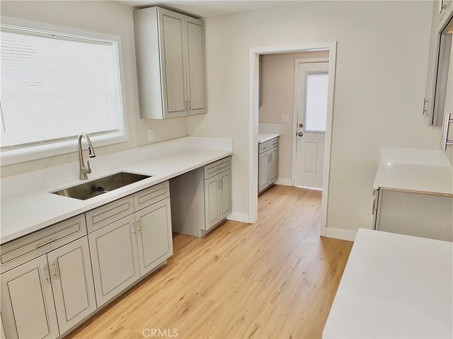 1335 W Burnett, Long Beach, CA 90810