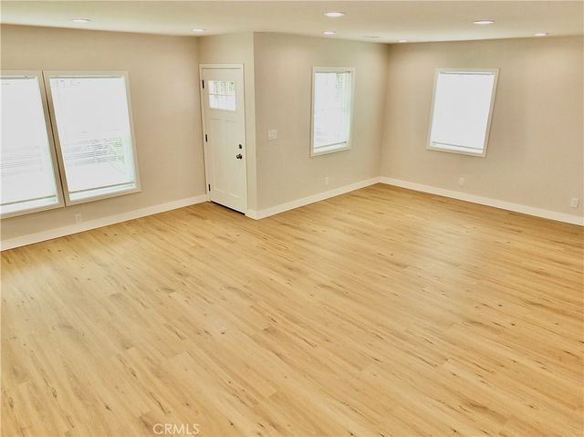 1335 W Burnett, Long Beach, CA 90810