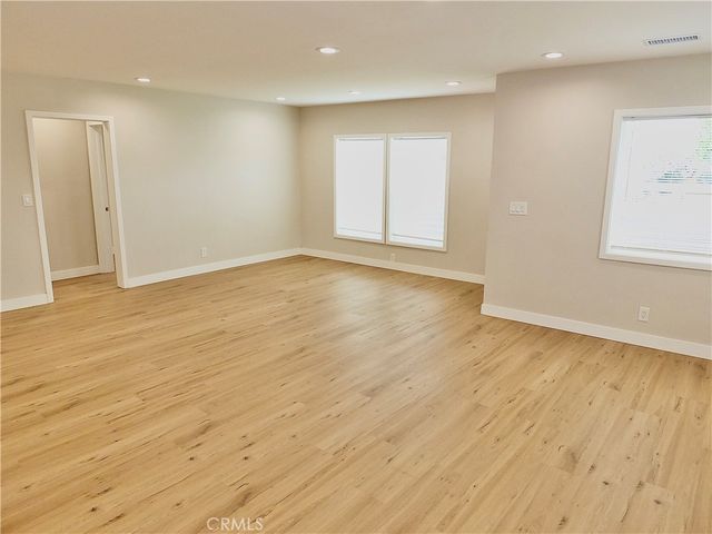 1335 W Burnett, Long Beach, CA 90810