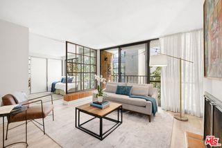 10966 Rochester Avenue 3F, Los Angeles, CA 90024