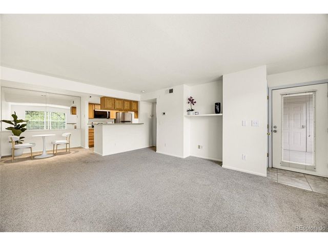 9212 E Arbor Cir E, Englewood, CO 80111