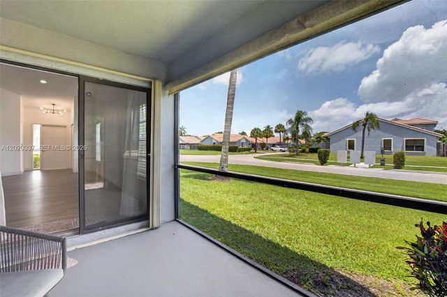 9912 S 61st Way S A, Boynton Beach, FL 33437