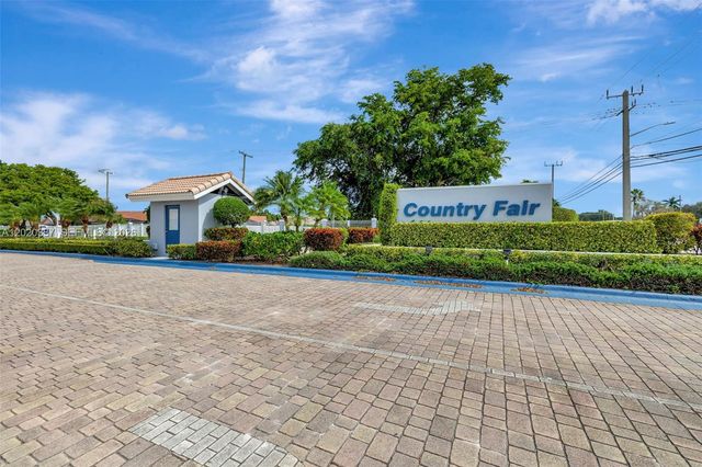 9912 S 61st Way S A, Boynton Beach, FL 33437