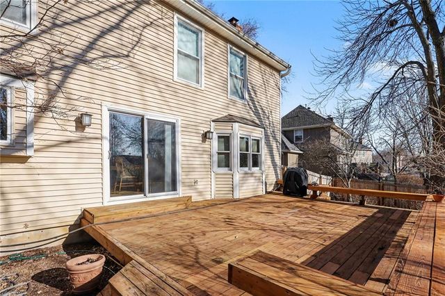 9217 Tomashaw Lane, Lenexa, KS 66219