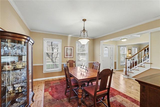 9217 Tomashaw Lane, Lenexa, KS 66219