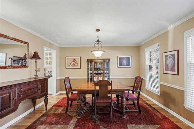 9217 Tomashaw Lane, Lenexa, KS 66219