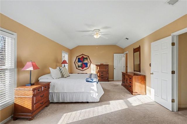 9217 Tomashaw Lane, Lenexa, KS 66219