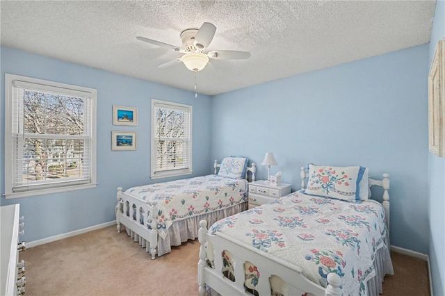 9217 Tomashaw Lane, Lenexa, KS 66219