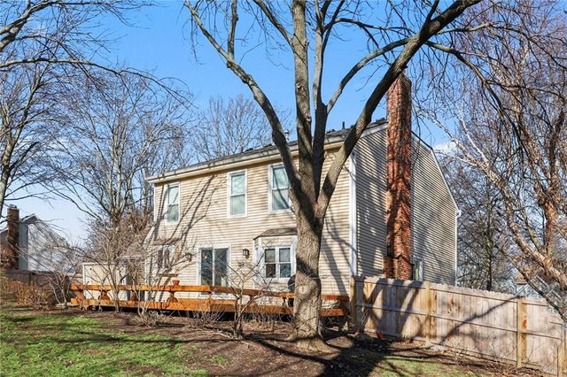 9217 Tomashaw Lane, Lenexa, KS 66219