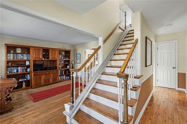 9217 Tomashaw Lane, Lenexa, KS 66219