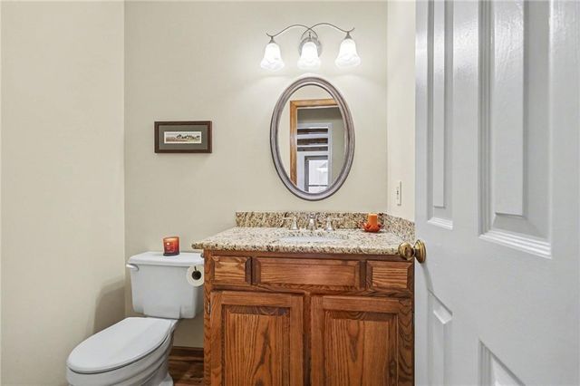 9217 Tomashaw Lane, Lenexa, KS 66219