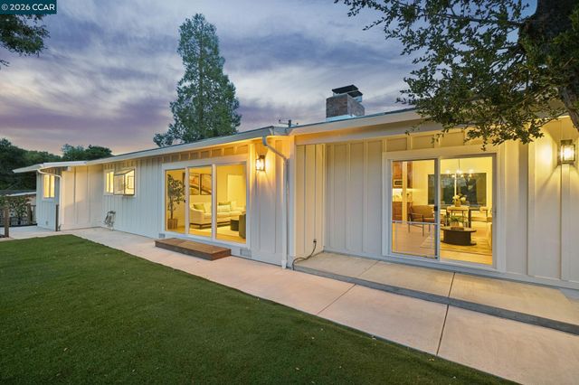 78 Claremont Ave, Orinda, CA 94563