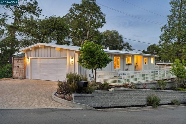 78 Claremont Ave, Orinda, CA 94563