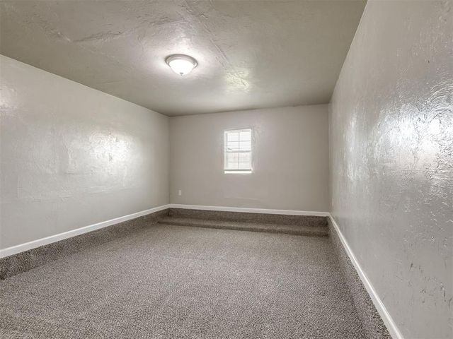 1738 N Meridian Avenue, Oklahoma City, OK 73107