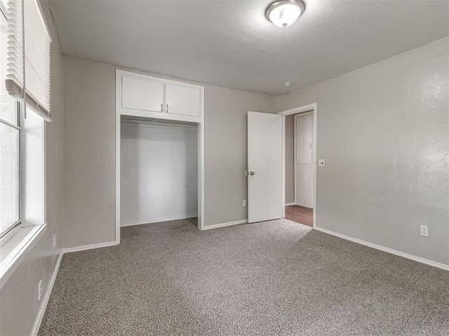 1738 N Meridian Avenue, Oklahoma City, OK 73107