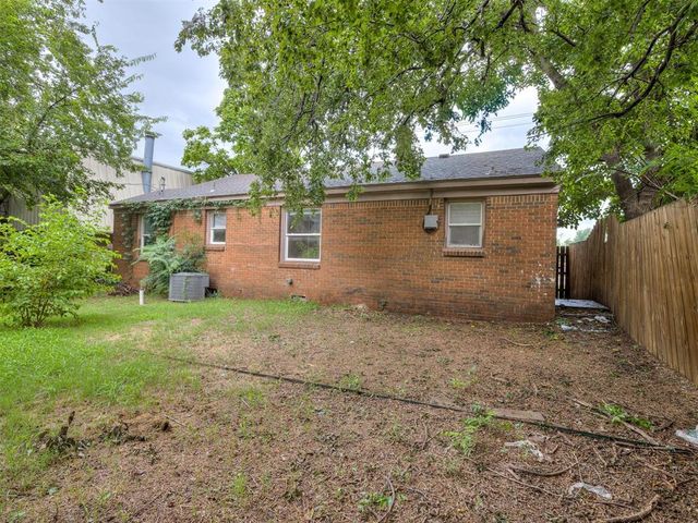 1738 N Meridian Avenue, Oklahoma City, OK 73107