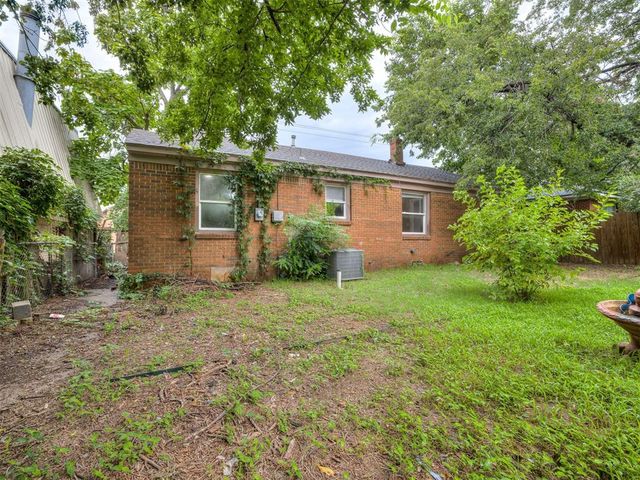 1738 N Meridian Avenue, Oklahoma City, OK 73107