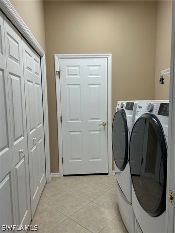 3832 Jasmine Lake Court, Naples, FL 34119