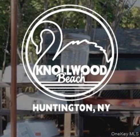 6 Valley Lane, Huntington, NY 11743
