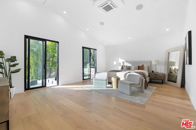 4535 Haskell Avenue, Encino, CA 91436