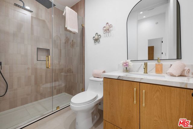 4535 Haskell Avenue, Encino, CA 91436