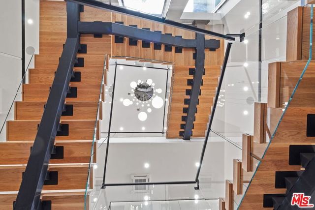 4535 Haskell Avenue, Encino, CA 91436