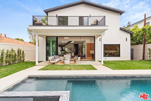 4535 Haskell Avenue, Encino, CA 91436