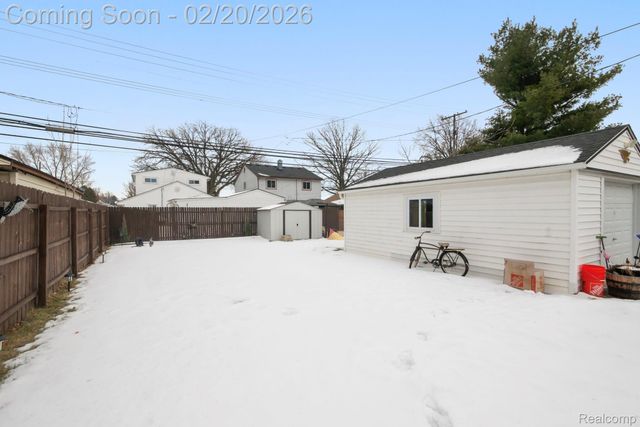 8019 Roosevelt Street, Taylor, MI 48180