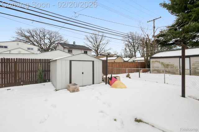 8019 Roosevelt Street, Taylor, MI 48180