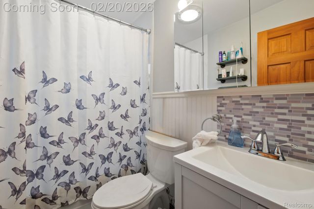 8019 Roosevelt Street, Taylor, MI 48180