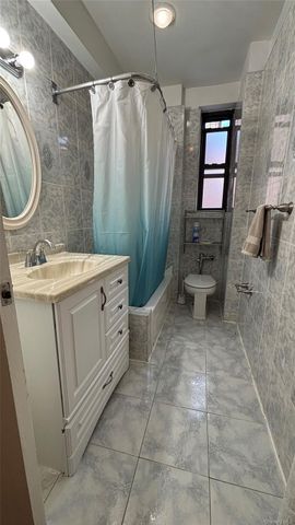 67-35 Yellowstone Boulevard 60, Forest Hills, NY 11375