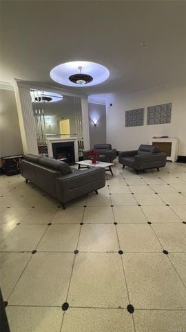 67-35 Yellowstone Boulevard 60, Forest Hills, NY 11375