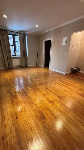 67-35 Yellowstone Boulevard 60, Forest Hills, NY 11375