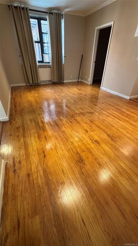 67-35 Yellowstone Boulevard 60, Forest Hills, NY 11375