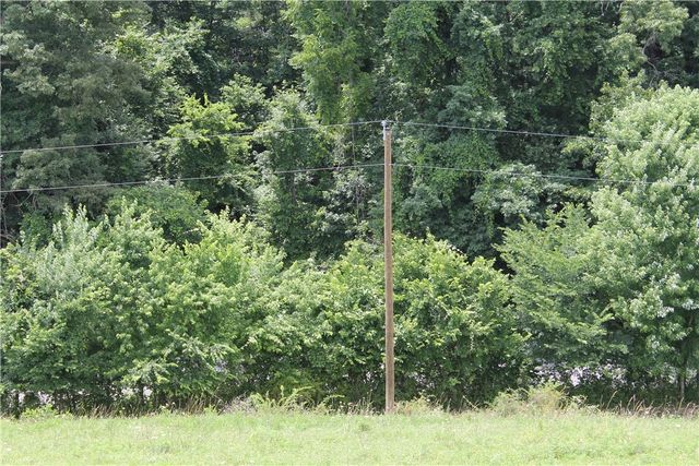 12502 Slaughter Pen Road, Bentonville, AR 72712