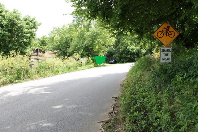 12502 Slaughter Pen Road, Bentonville, AR 72712