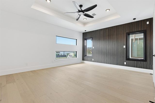 619 Rolling Oaks, Stafford, TX 77477