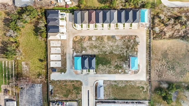 619 Rolling Oaks, Stafford, TX 77477