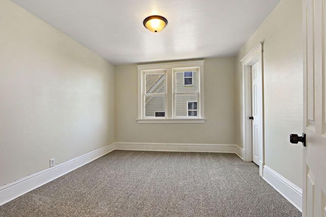 5110 19th AVENUE, Kenosha, WI 53140