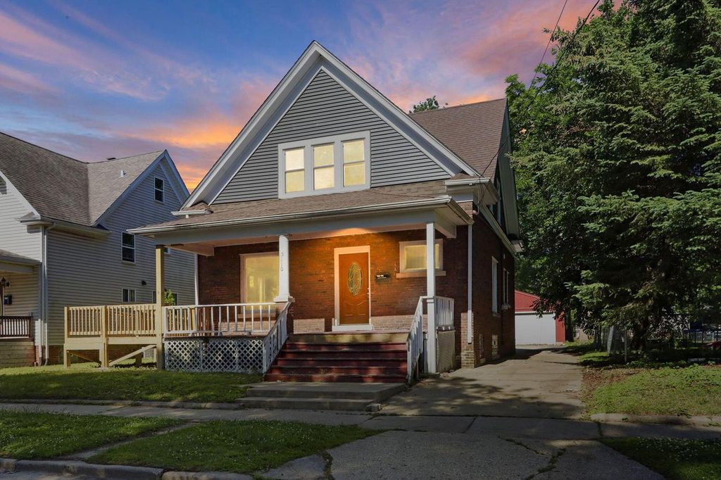 5110 19th AVENUE, Kenosha, WI 53140